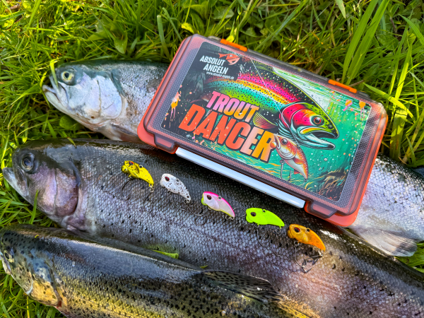 TROUT DANCER: 5 ULTRA VIBRATION Köder mit Box fürs Forellenangeln