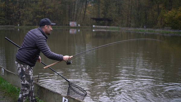 JETZT ENDLICH - DIE TROUT GURU - Perfekte Rute mit Rolle für den Forellensee