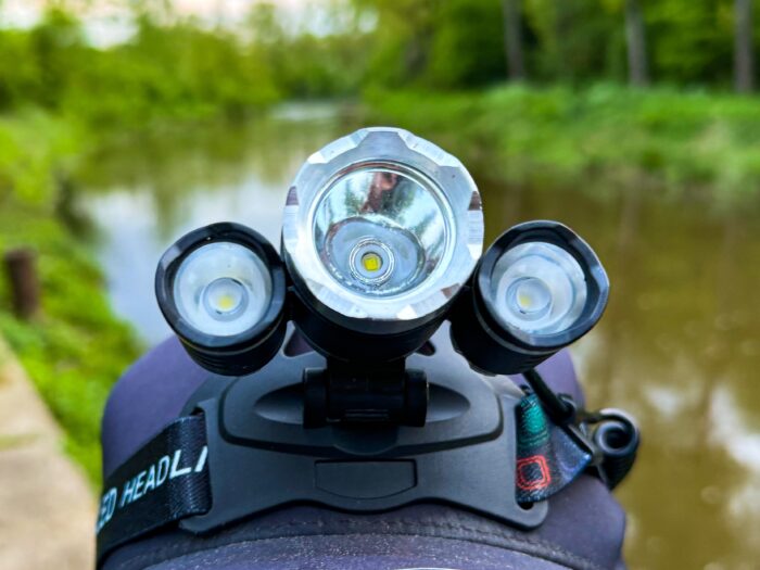 Lichtblick für Sparfüchse: Stirnlampe mit 3 Lichtquellen, Akku & Ladegerät zum Sonderpreis – Bild 3