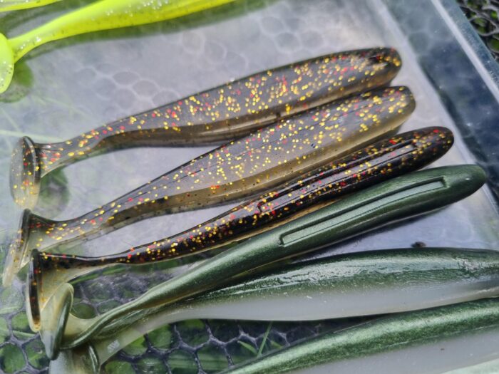 GUMMIFISCH-SCHNAPPER: 12 SHADS mit AROMA & SALZ 9,5cm für Zander & Barsch – Bild 3