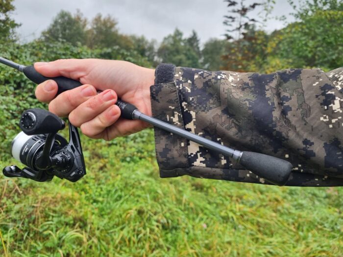 KOMBO ULTRALIGHT: STRIKE X ULTRALIGHT Rute & CATCHER X 1000 Rolle & 12 Spoons – Bild 2