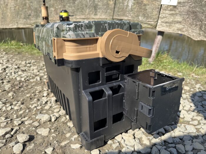 HOCHWERTIGE-FORELLENSEE-BOX mit 2 Anbauteilen – Bild 2