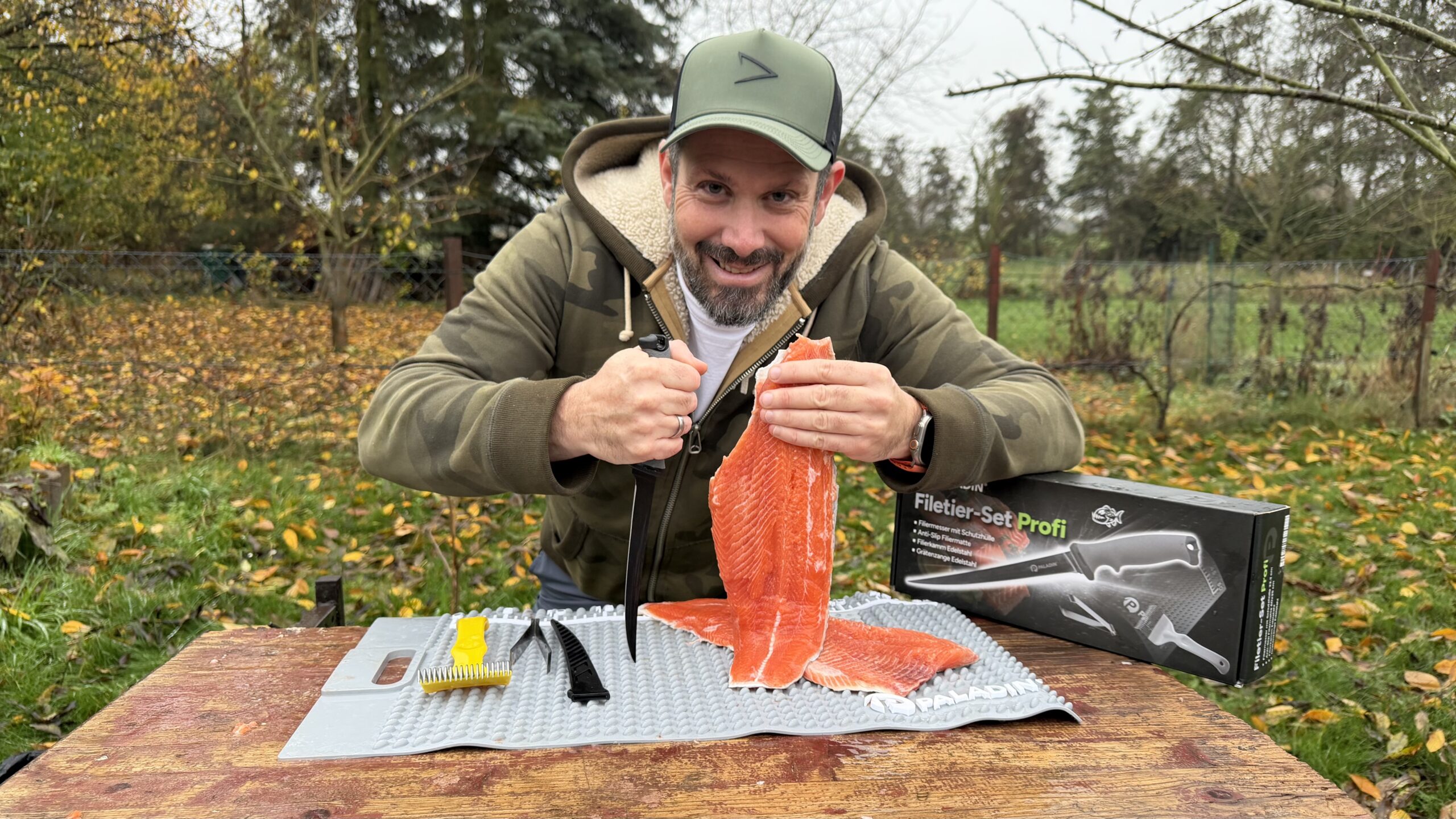 PROFI FILETIER-SET - Anti-Rutsch-Matte, Filetiermesser, Zubehör & Surprise Köder-Package – Bild 3